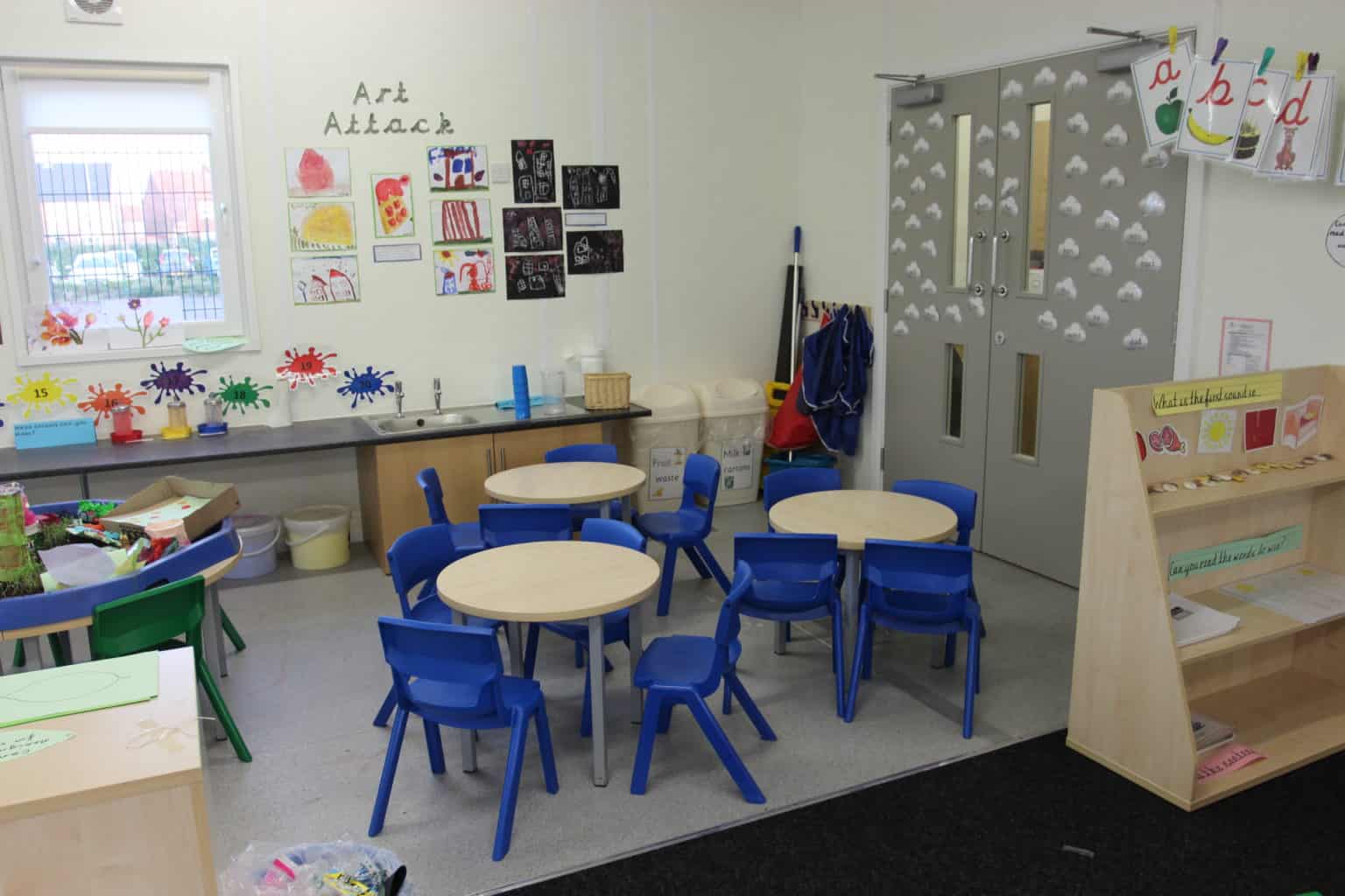 Kingswood Parks Primary School | Temporary Classroom Space